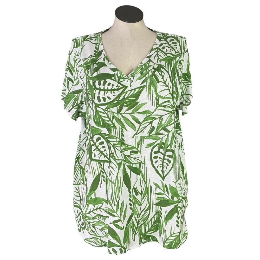 Tahari T Shirt Women 2X White Green Leaf Print Cotton V Neck Short Sleeve Top